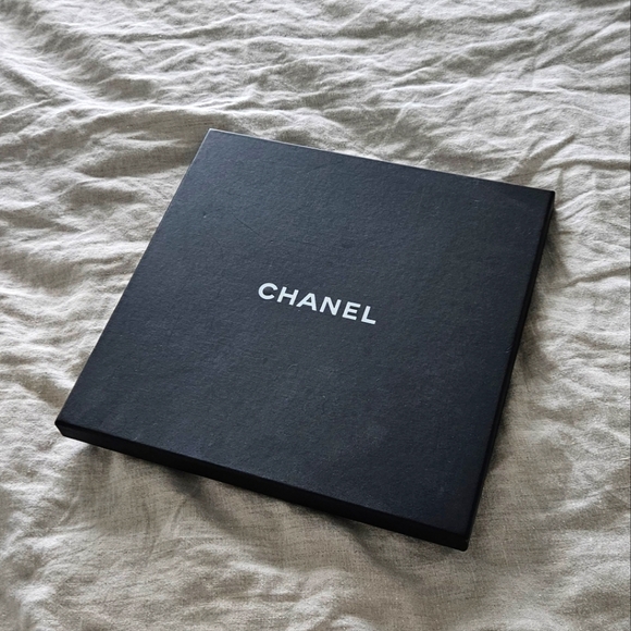 Chanel silk scarf - Picture 6 of 6